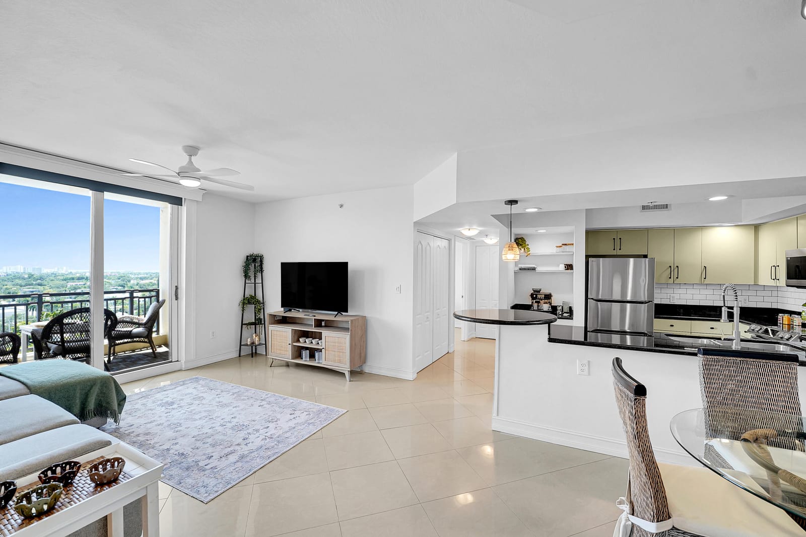 110 N Federal Highway 1410, Fort Lauderdale, FL 33301