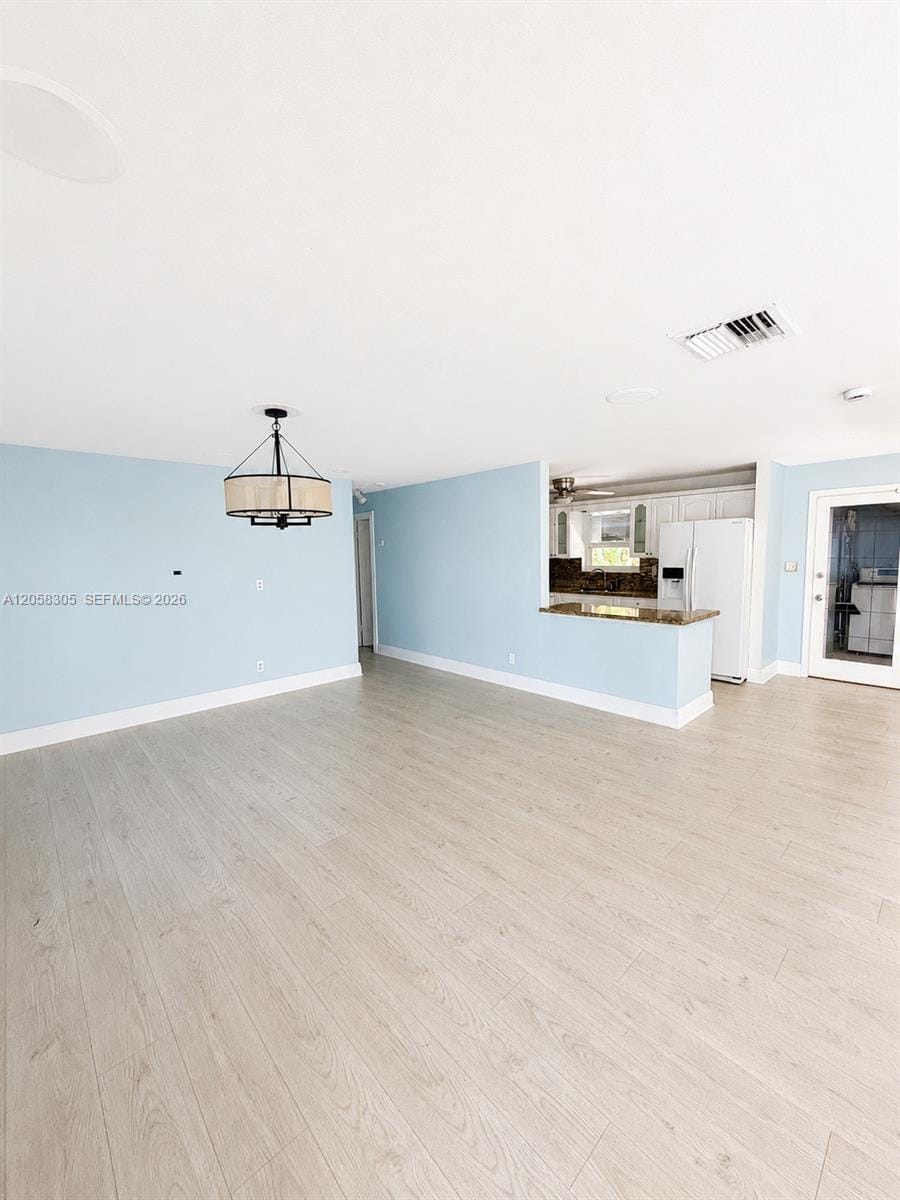 5651 NE 9th Avenue — photo 7