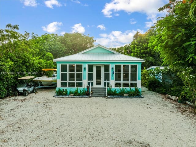 811 La Paloma Road, Key Largo, FL 33037