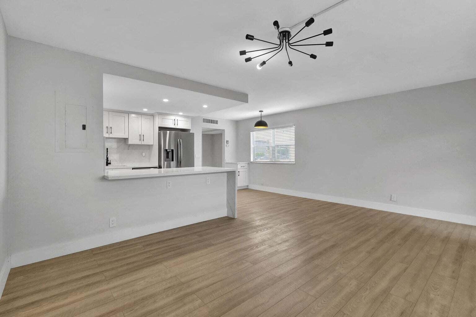 114 Brittany C — photo 2
