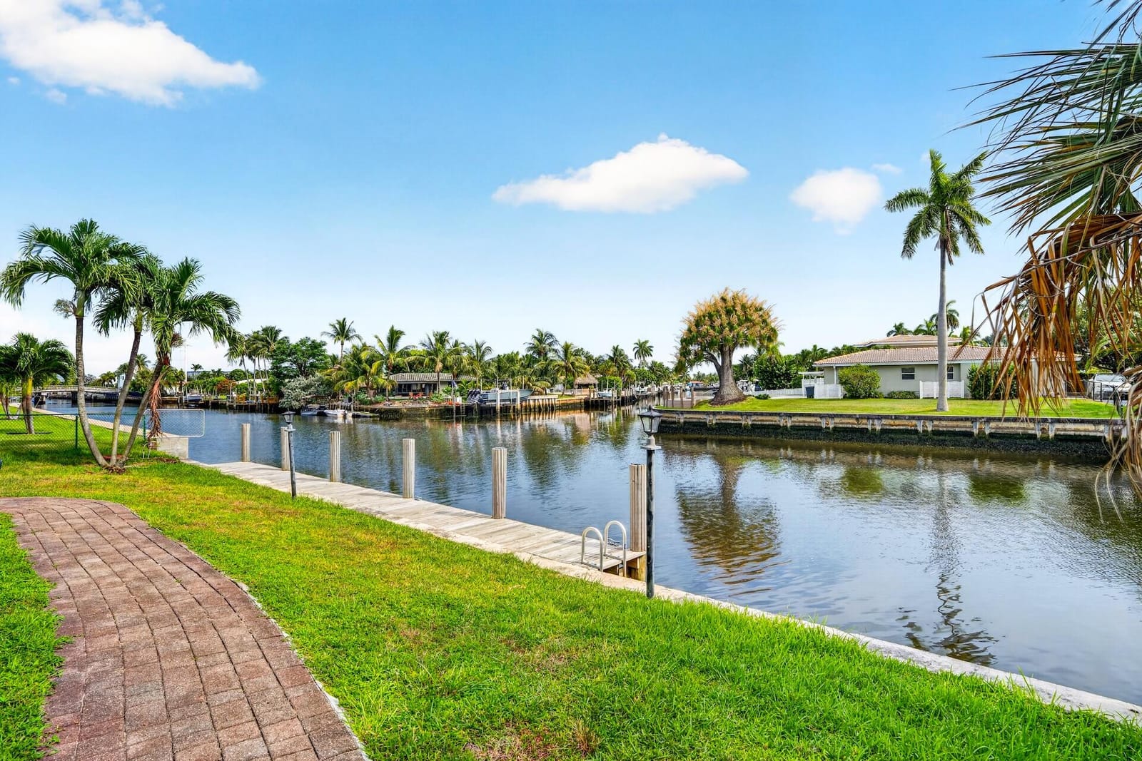 840 PINE Drive 104, Pompano Beach, FL 33060 photo 2