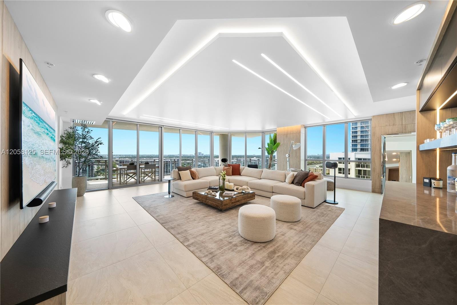 3535 S Ocean Drive 1506 — photo 2
