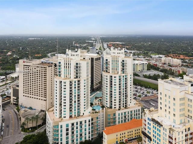 9066 SW 73rd Court 1108, Miami, FL 33156