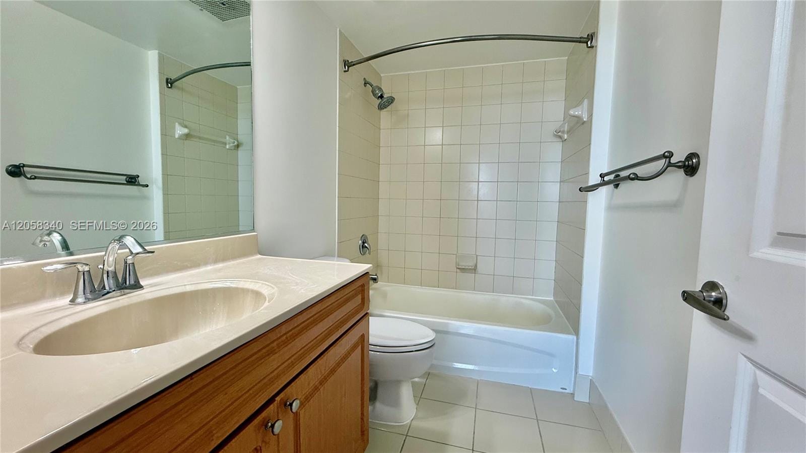 900 SW 8th Street 1501, Miami, FL 33130 photo 12