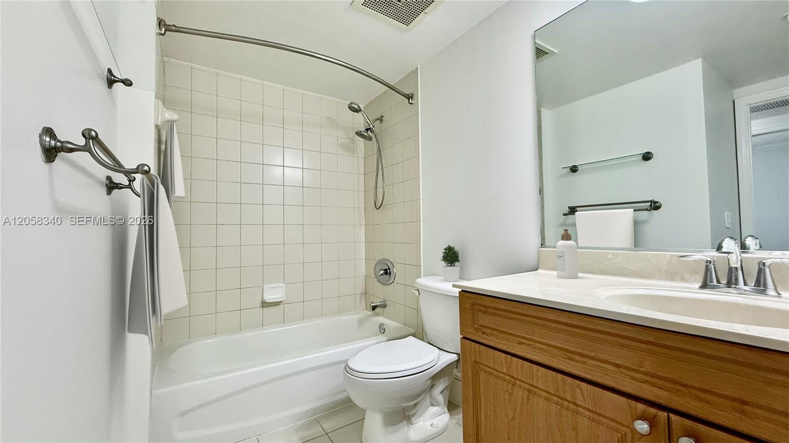 900 SW 8th Street 1501, Miami, FL 33130 photo 15