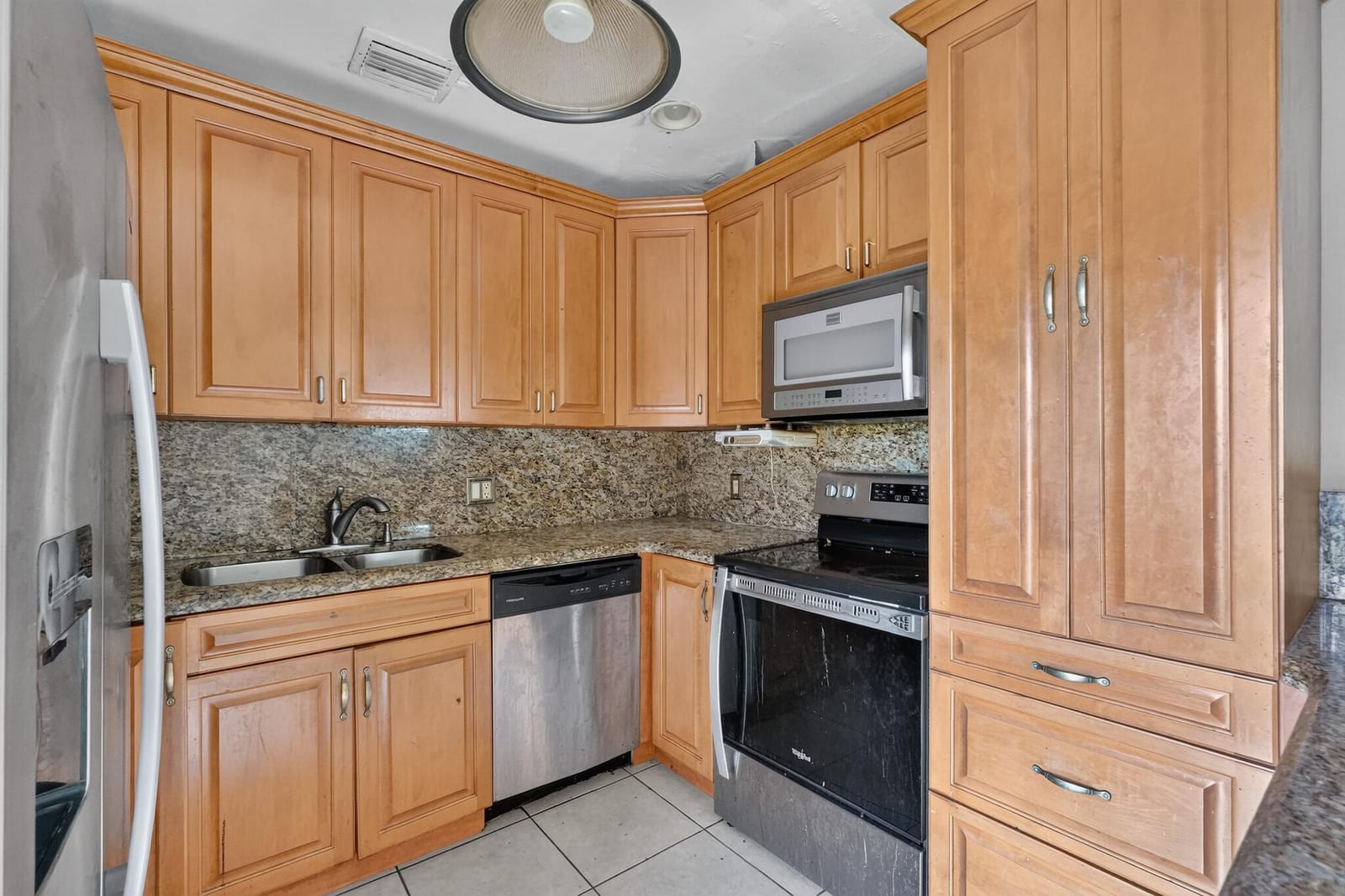 14621 LINCOLN Boulevard, Miami, FL 33176 photo 8