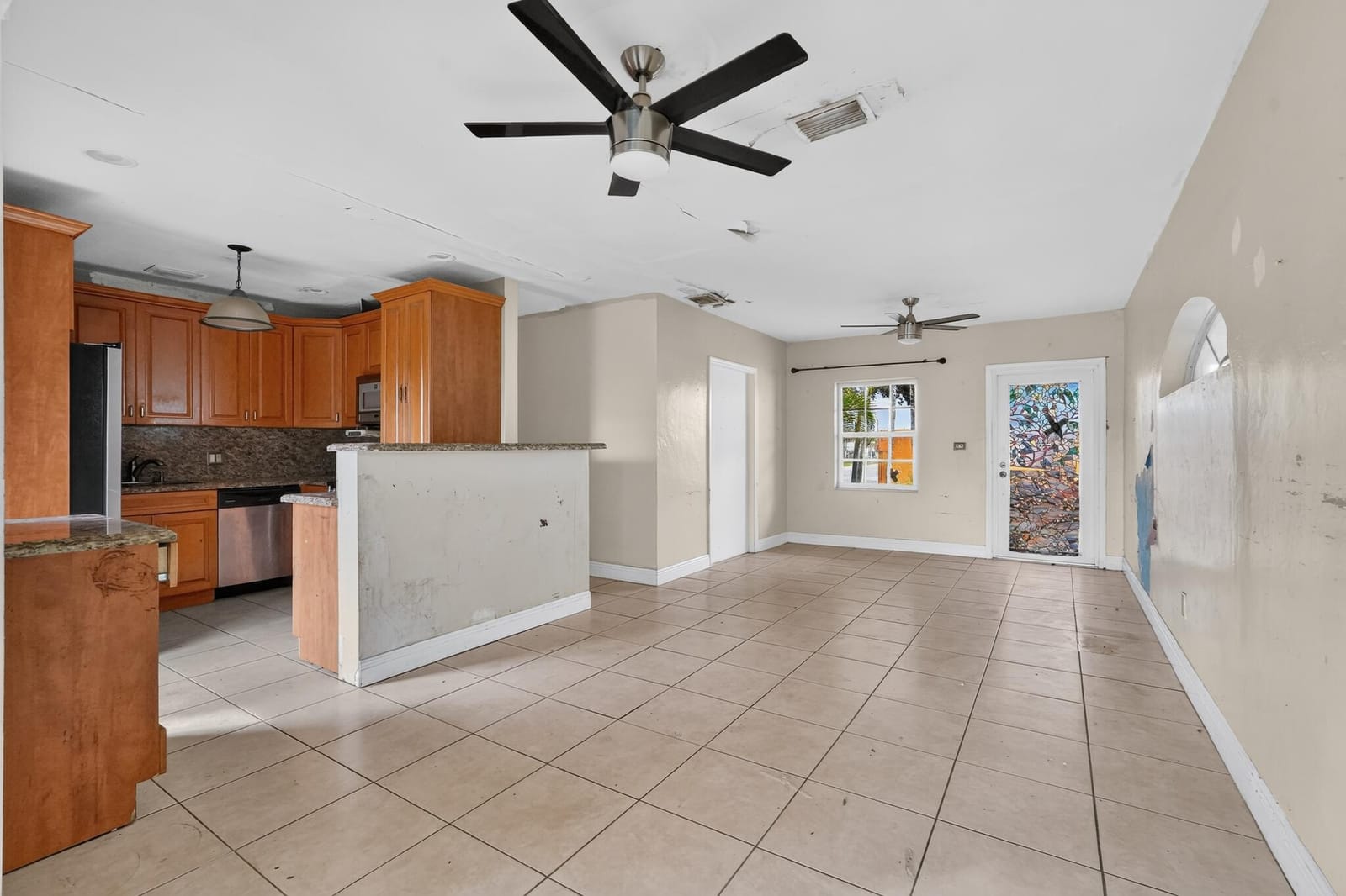 14621 LINCOLN Boulevard, Miami, FL 33176 photo 10