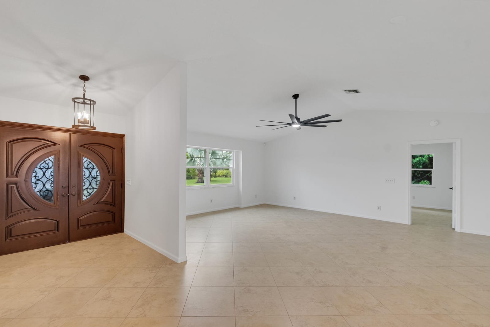 320 W FOREST Trail, Vero Beach, FL 32962 photo 18