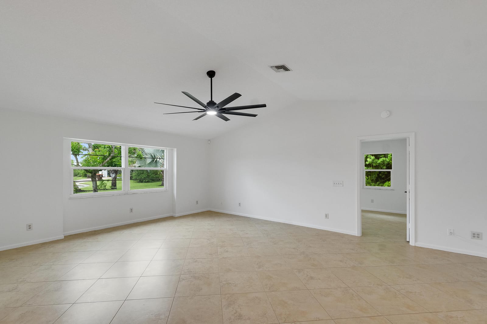 320 W FOREST Trail, Vero Beach, FL 32962 photo 19