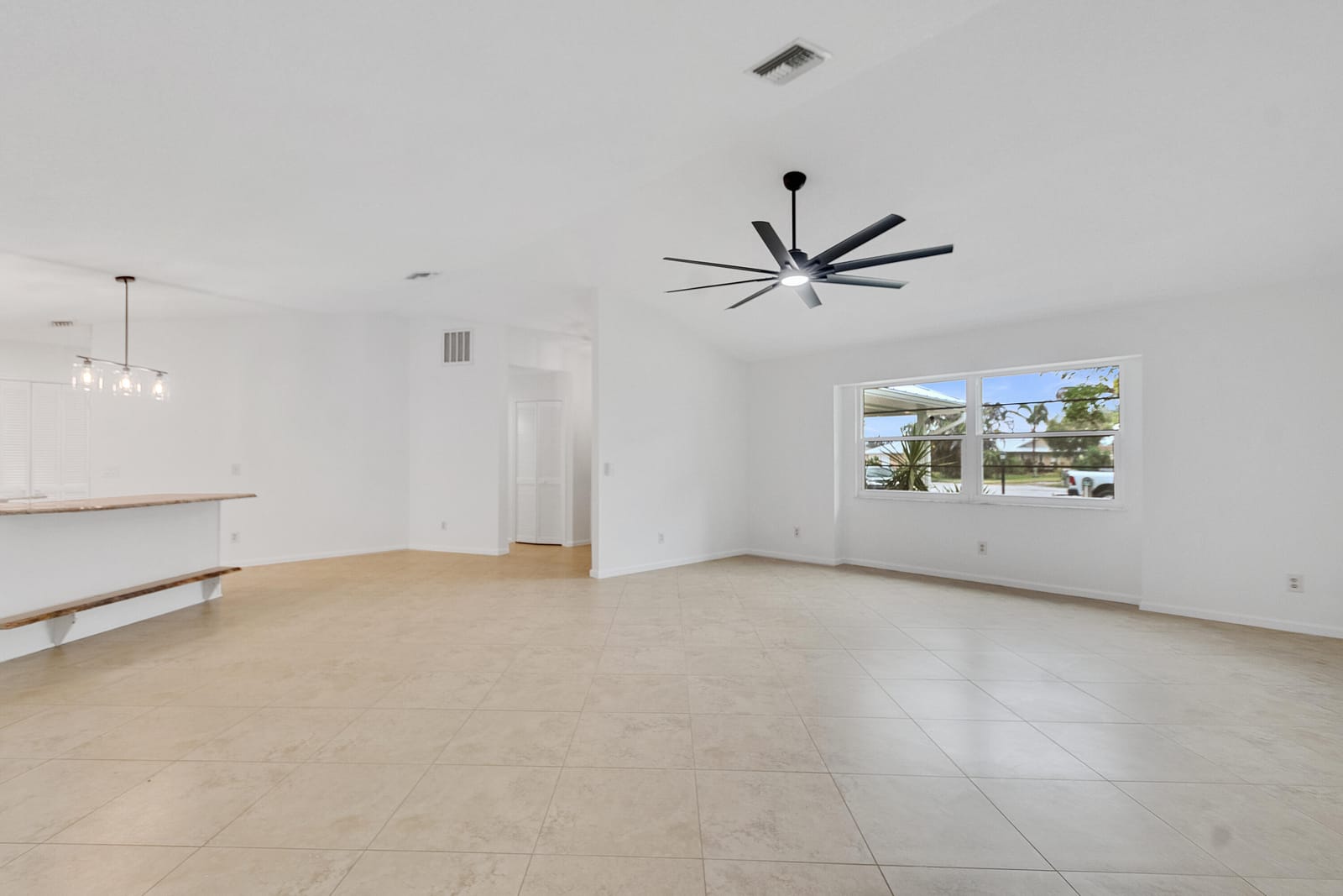 320 W FOREST Trail, Vero Beach, FL 32962 photo 22