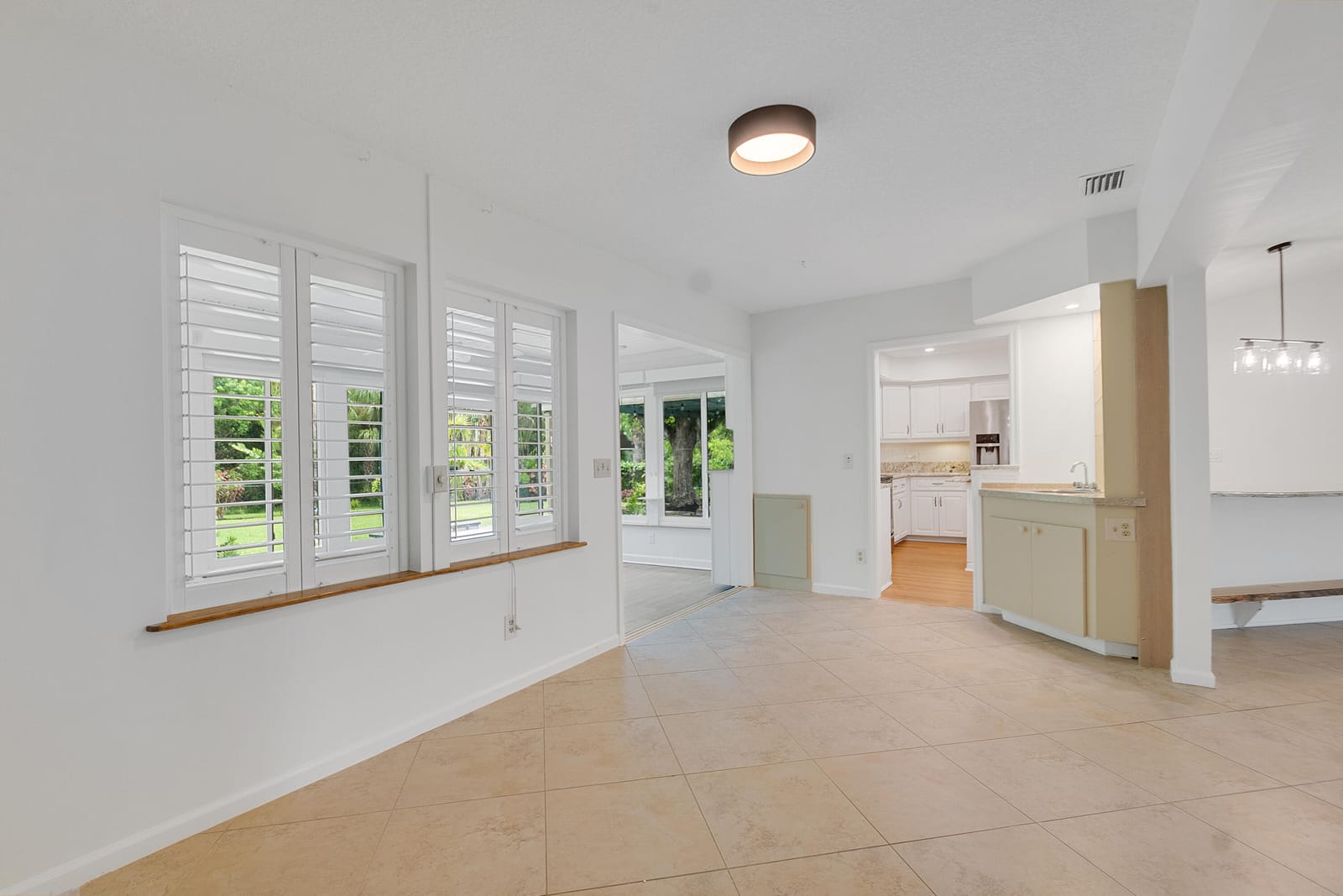 320 W FOREST Trail, Vero Beach, FL 32962 photo 24