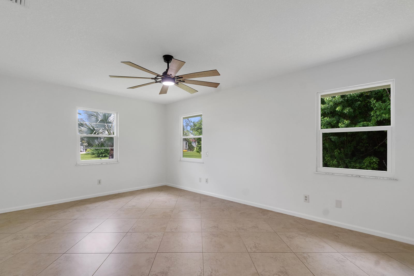 320 W FOREST Trail, Vero Beach, FL 32962 photo 26