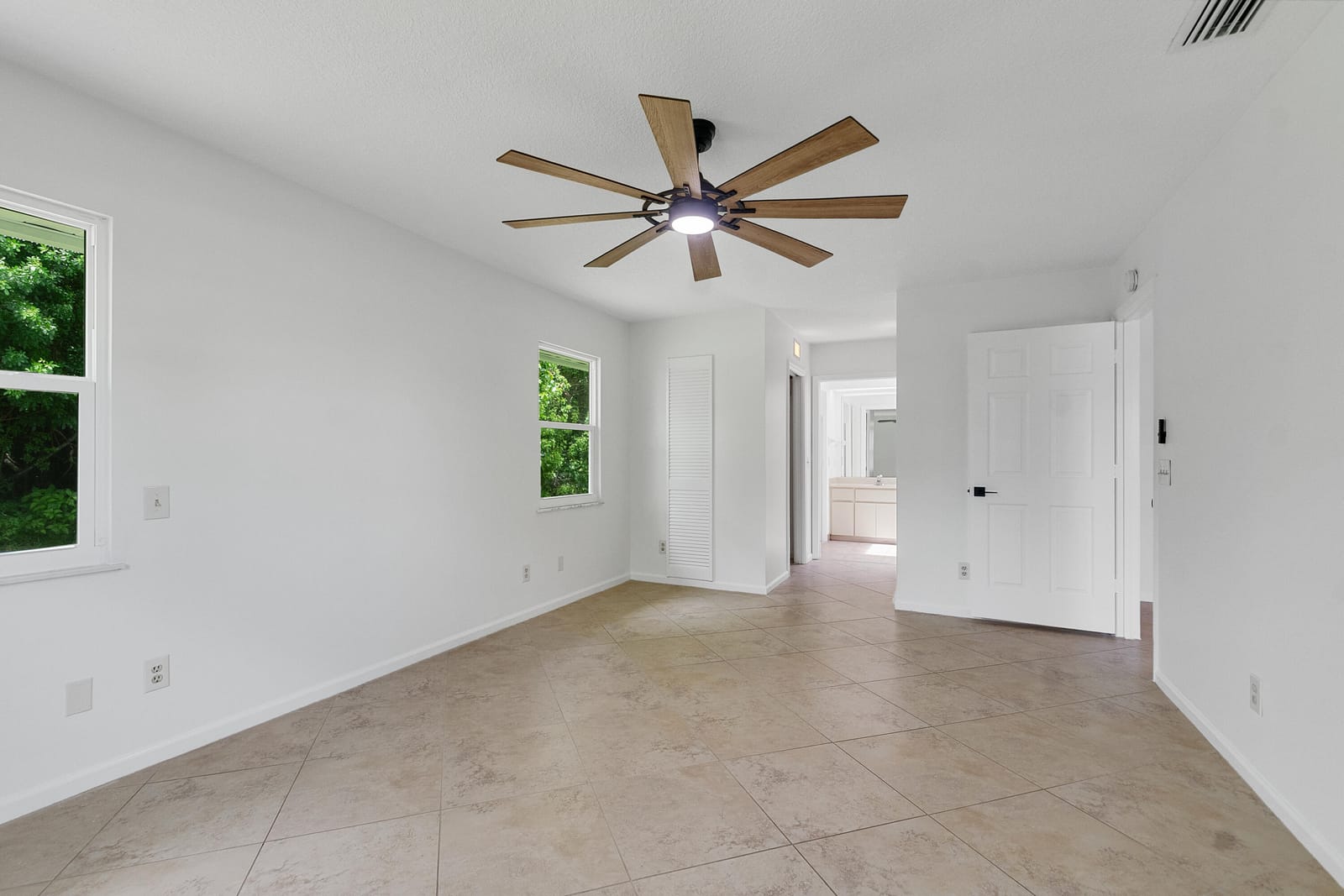 320 W FOREST Trail, Vero Beach, FL 32962 photo 28