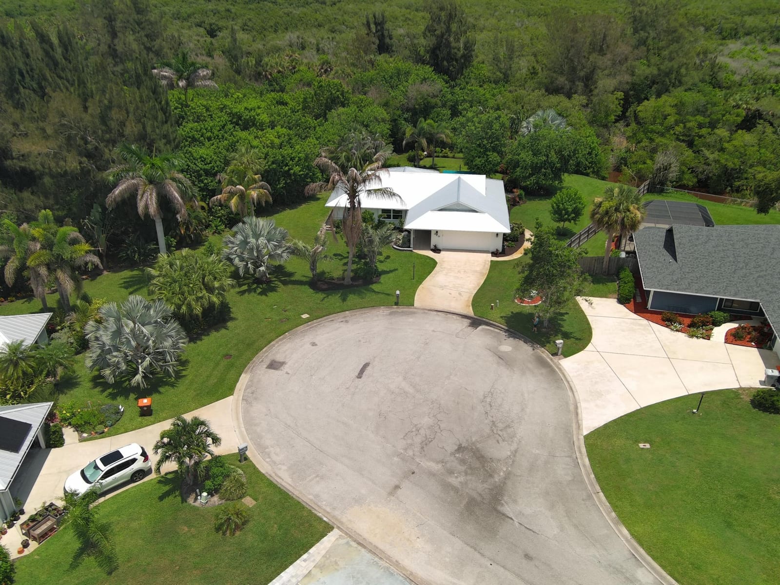 320 W FOREST Trail, Vero Beach, FL 32962 photo 4