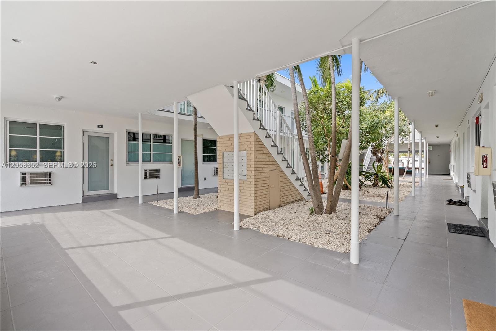 7950 Tatum Waterway Drive N12 — photo 11