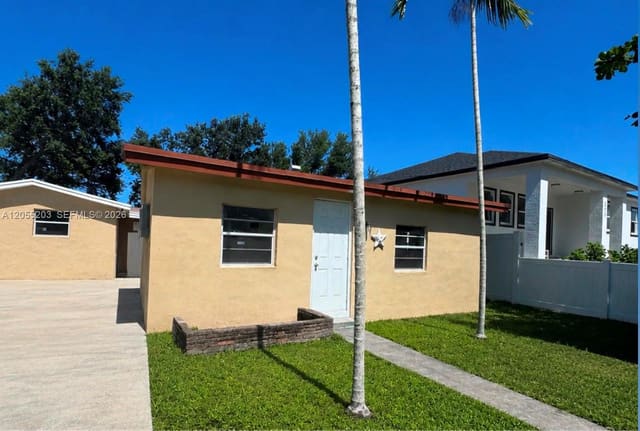 217 NW 14th Court 0, Dania Beach, FL 33004