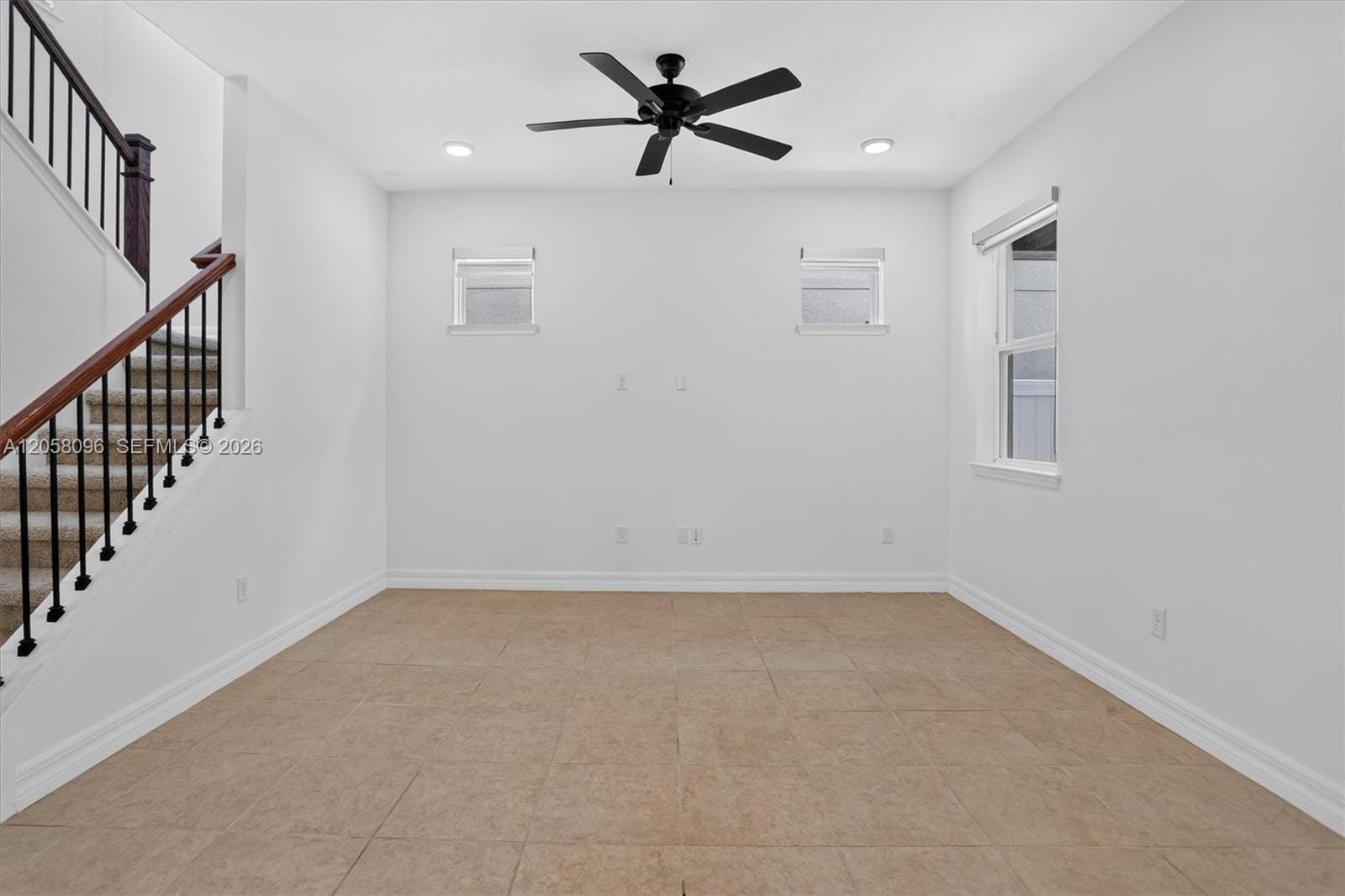8565 Lamppost, FL 32832 photo 13