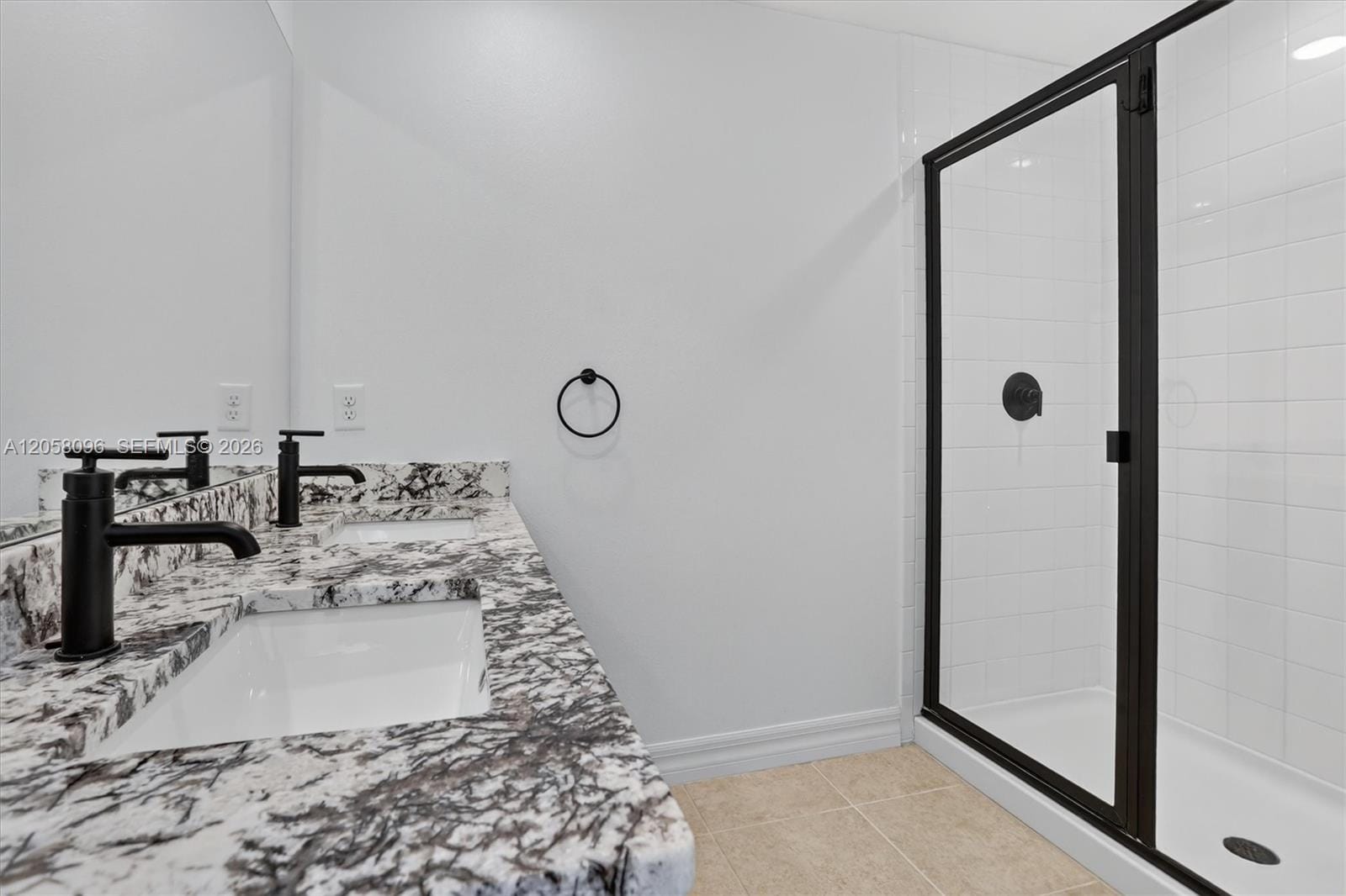 8565 Lamppost, FL 32832 photo 18