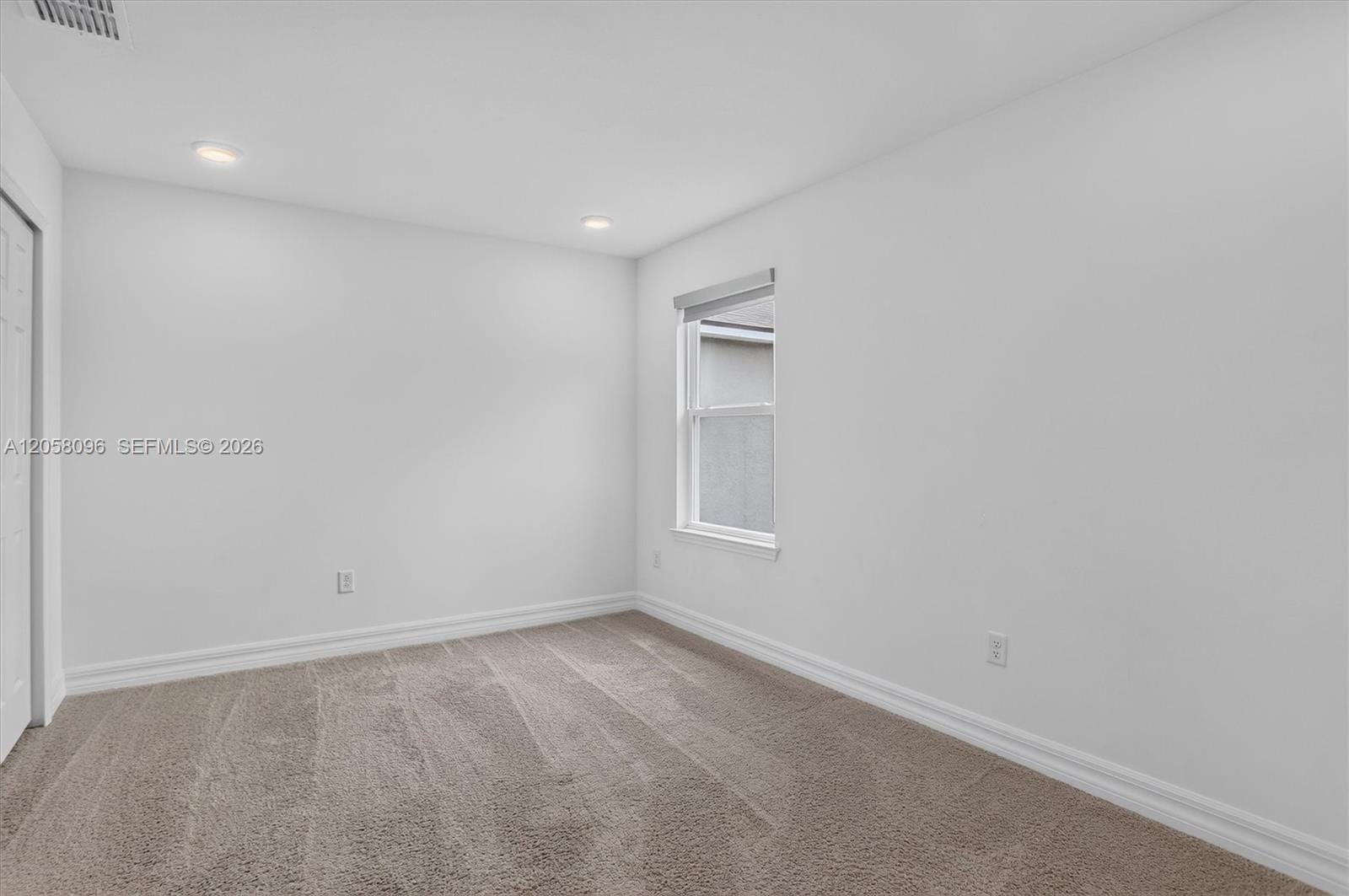 8565 Lamppost, FL 32832 photo 25