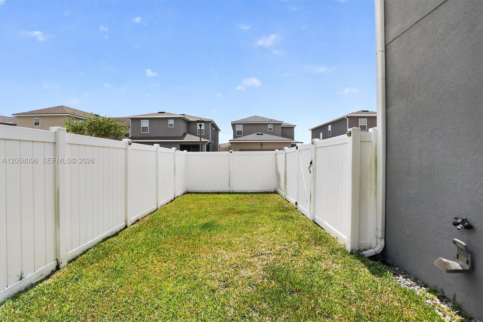 8565 Lamppost, FL 32832 photo 30