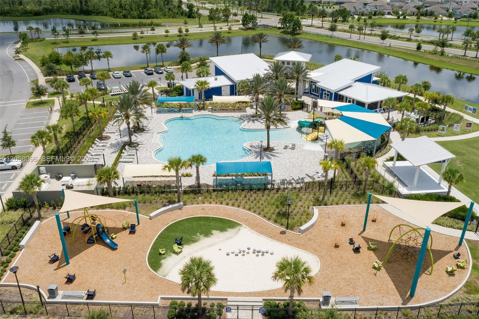 8565 Lamppost, FL 32832 photo 4