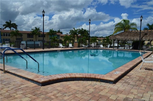 2600 S Kanner Highway X9, Stuart, FL 34994