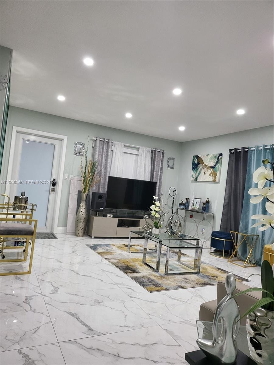 1747 Rodman Street 110, Hollywood, FL 33020
