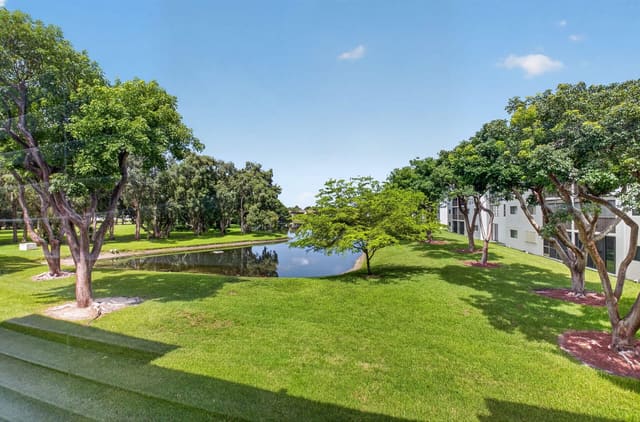 15075 WITNEY Road 212, Lakes Of Delray, Delray Beach, FL