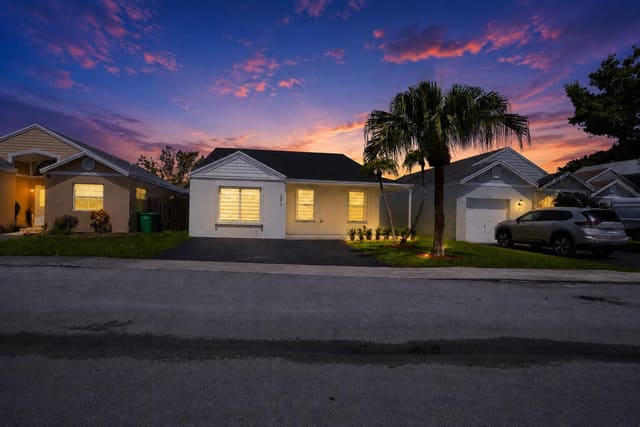 249 SW 159th Avenue, Hampton Lakes, Sunrise, FL