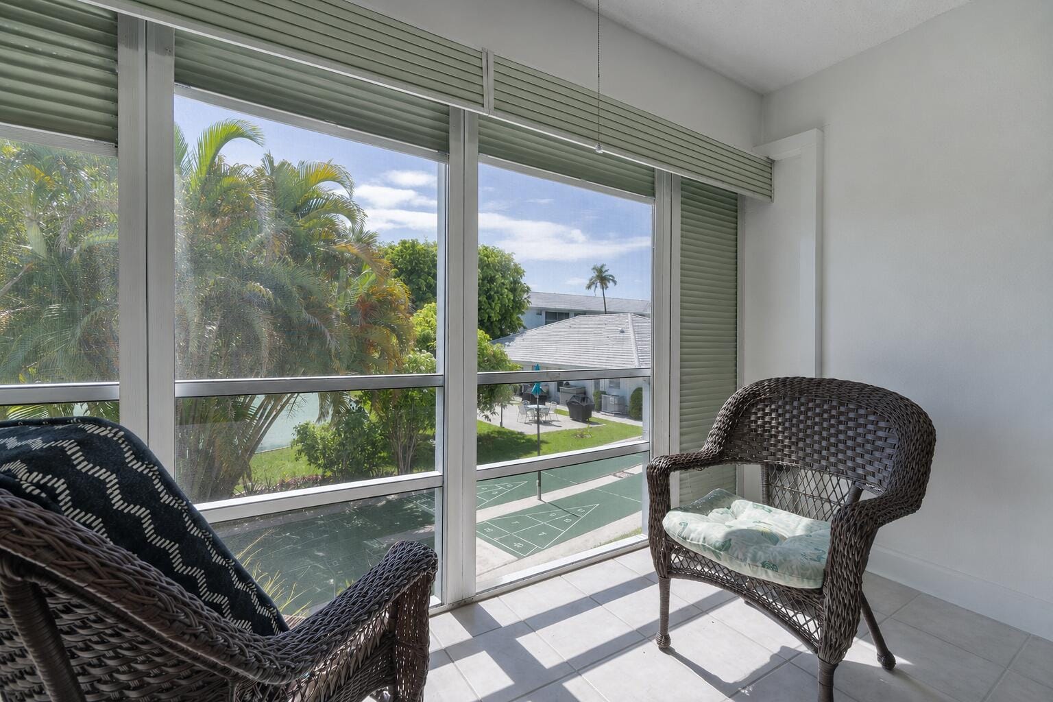 2050 NE 39th Street 211E, Lighthouse Point, FL 33064