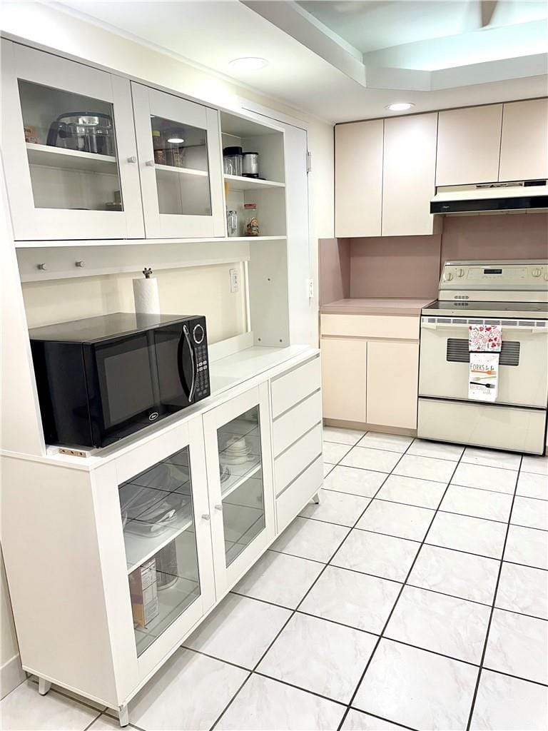 1149 HILLSBORO MILE 304 — photo 4
