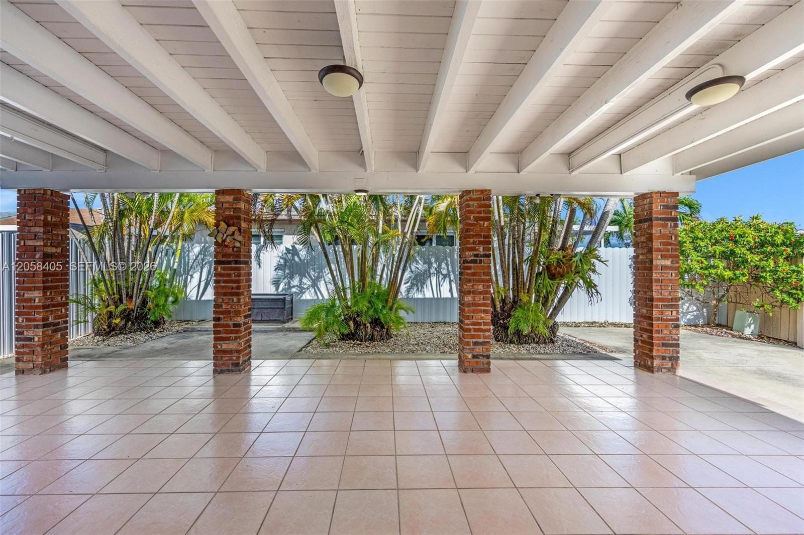1616 SW 137th Place, Miami, FL 33175 photo 2