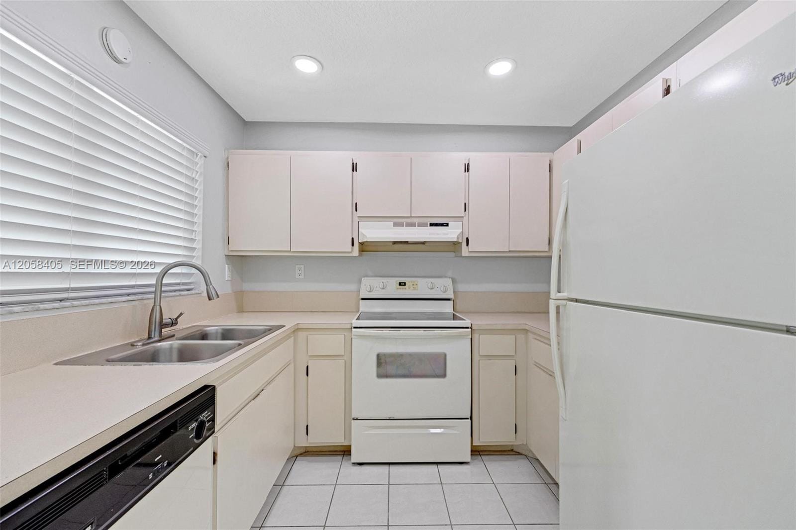 1616 SW 137th Place, Miami, FL 33175 photo 27