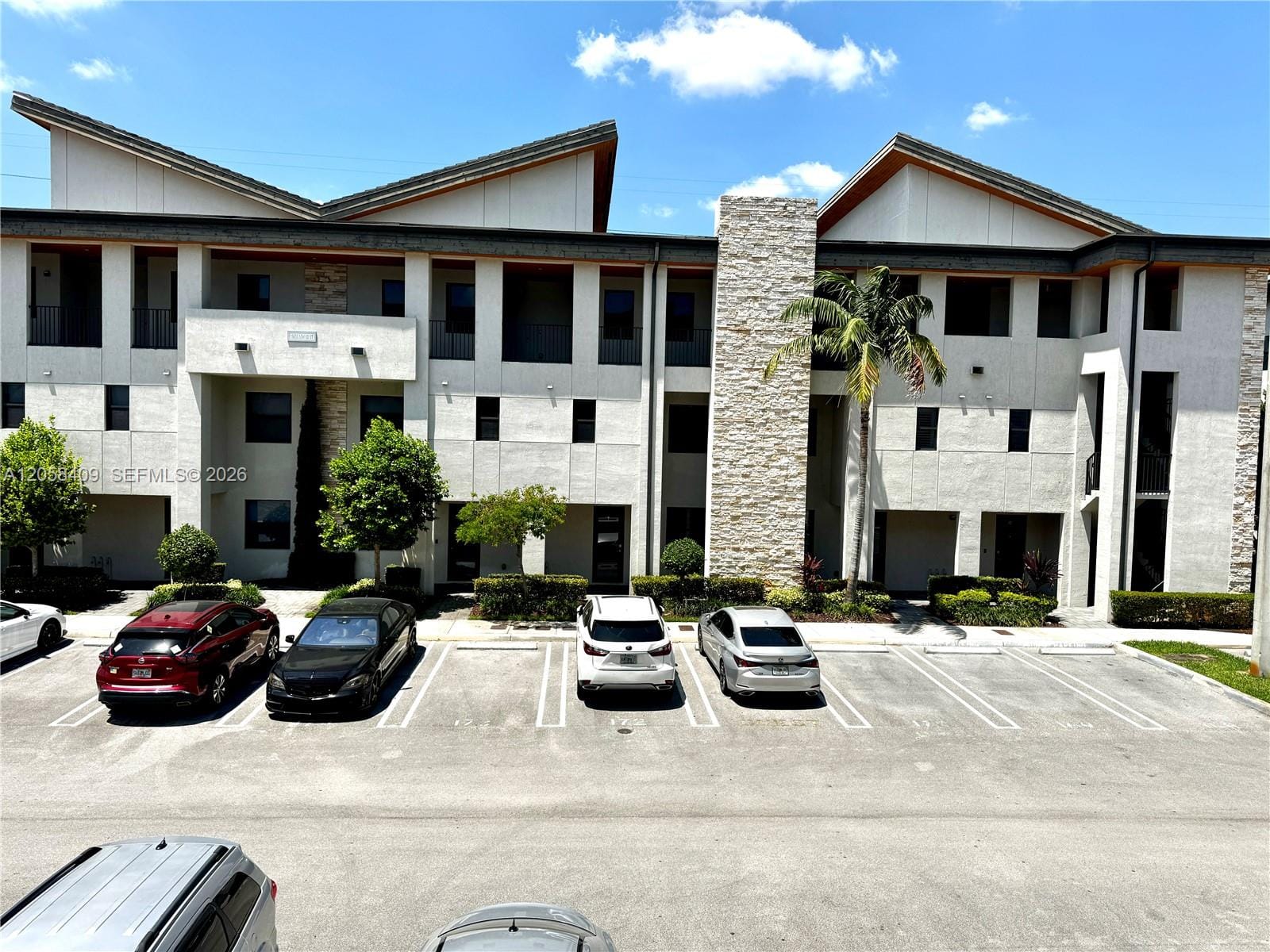 10455 NW 82nd Street 35, Doral, FL 33178 photo 2