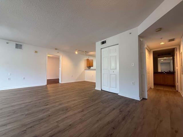 231 SW Palm Drive 107, Port St. Lucie, FL 34986