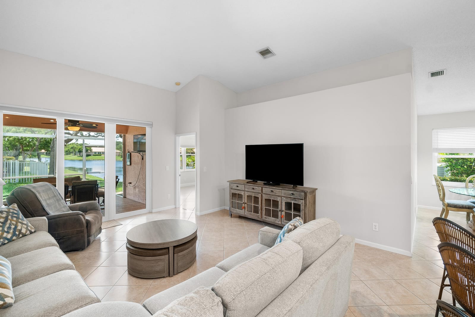 2473 S CORAL TRACE Circle, Delray Beach, FL 33445 photo 1