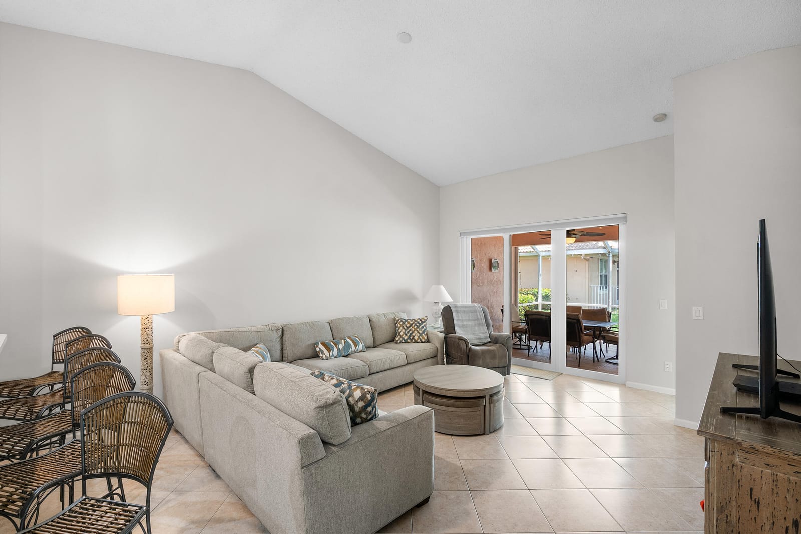 2473 S CORAL TRACE Circle, Delray Beach, FL 33445 photo 6