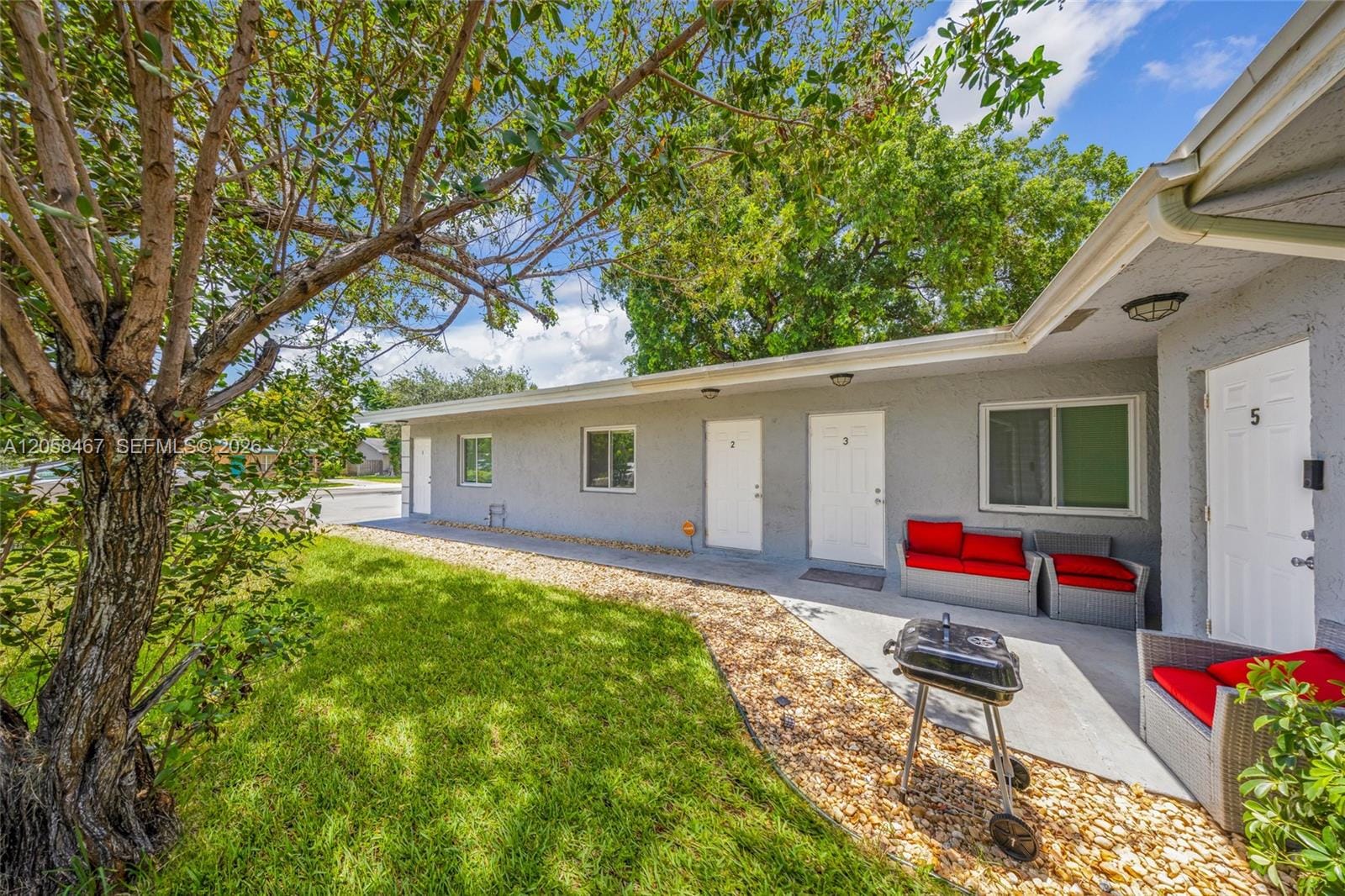 1109 NW 6th Avenue — photo 2