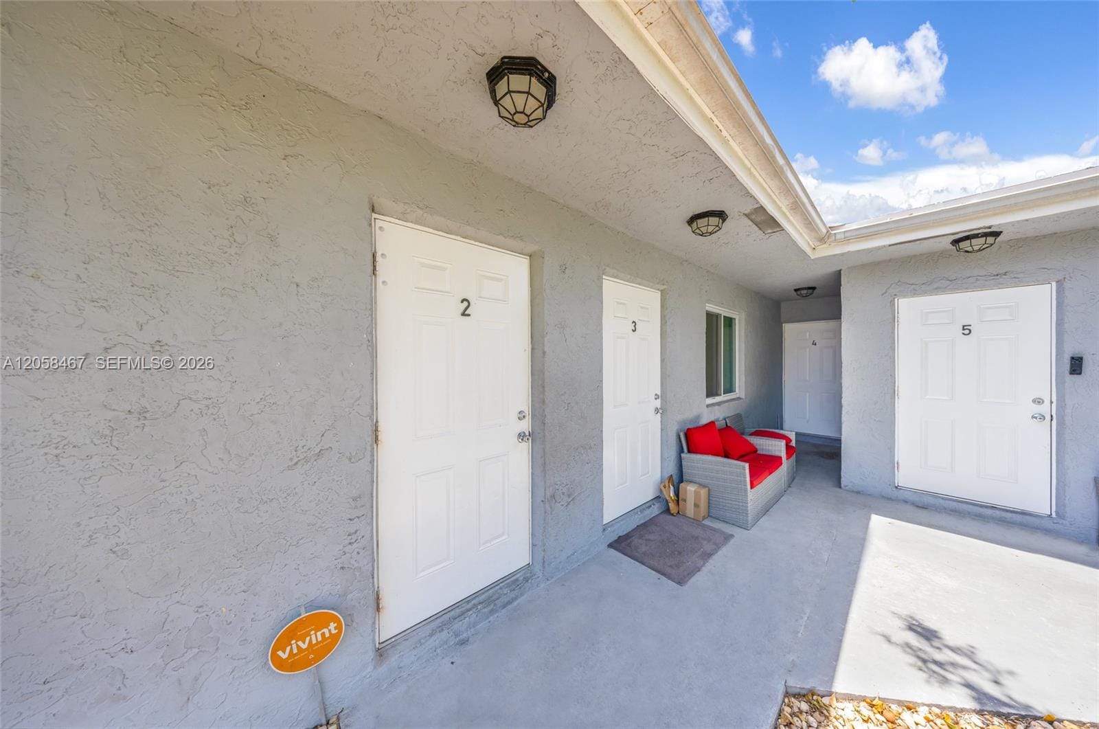 1109 NW 6th Avenue — photo 4