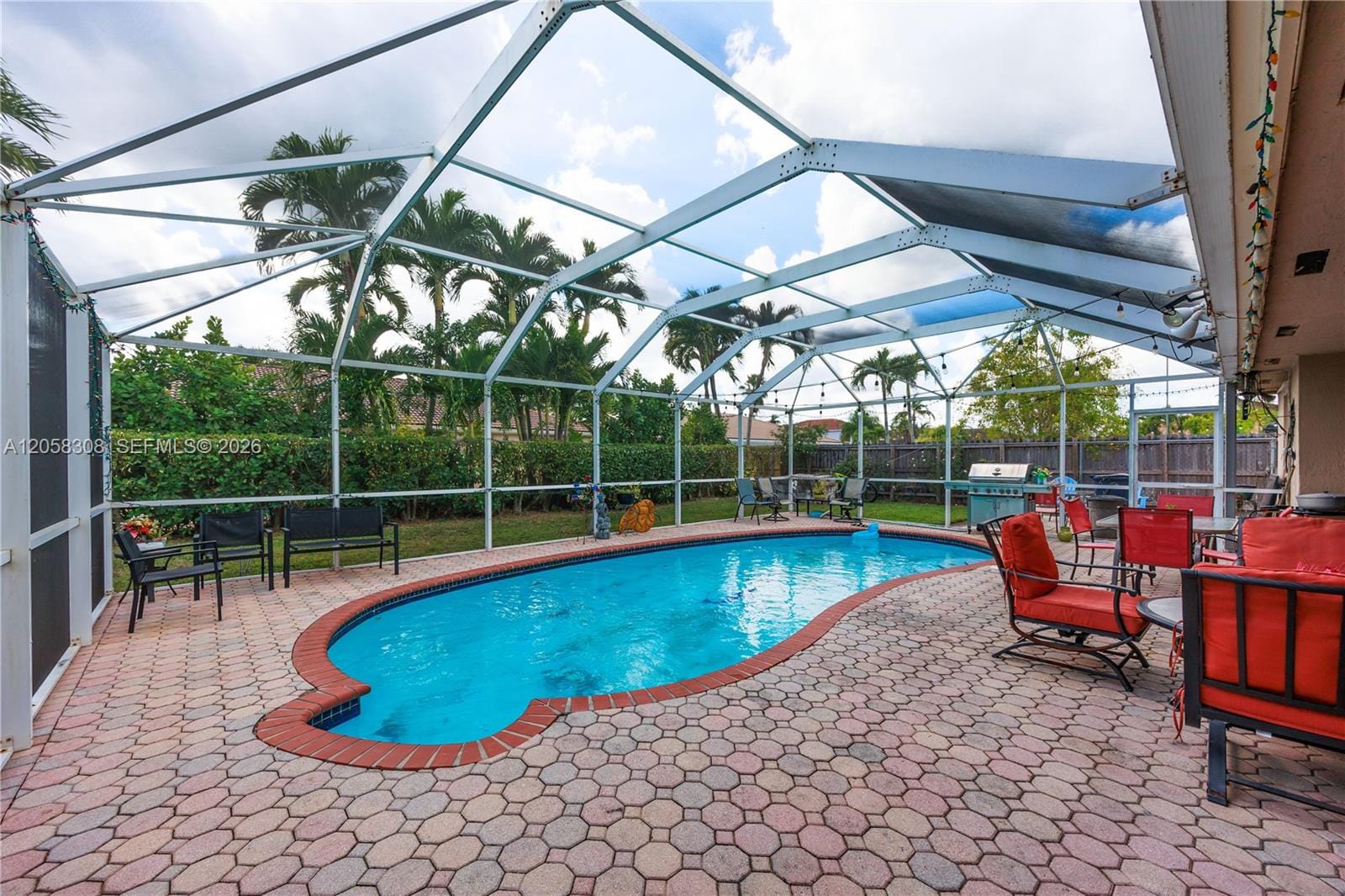 15330 SW 170th Terrace, Miami, FL 33187 photo 5