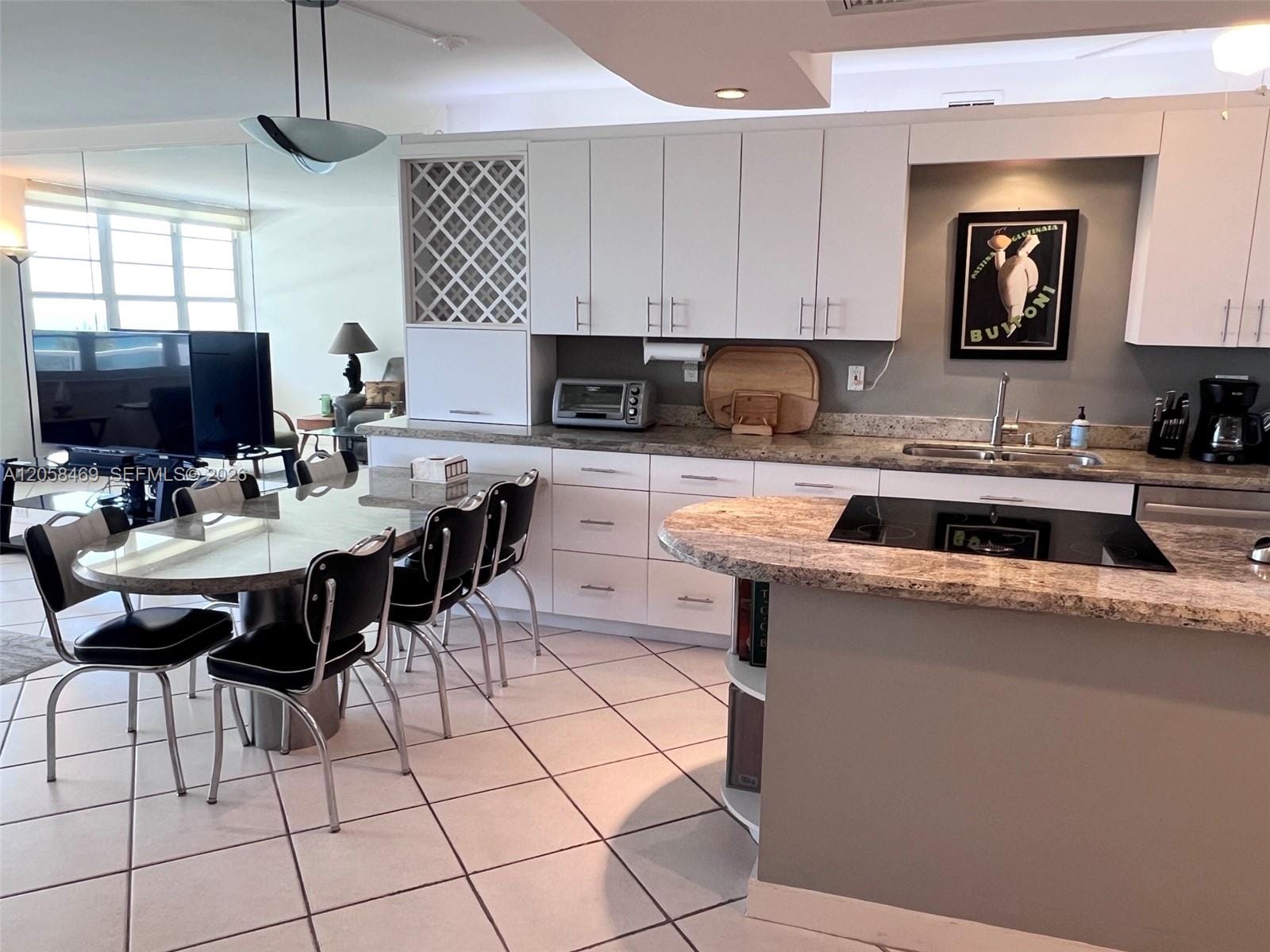 100 Lincoln Road 542, Miami Beach, FL 33139 photo 15
