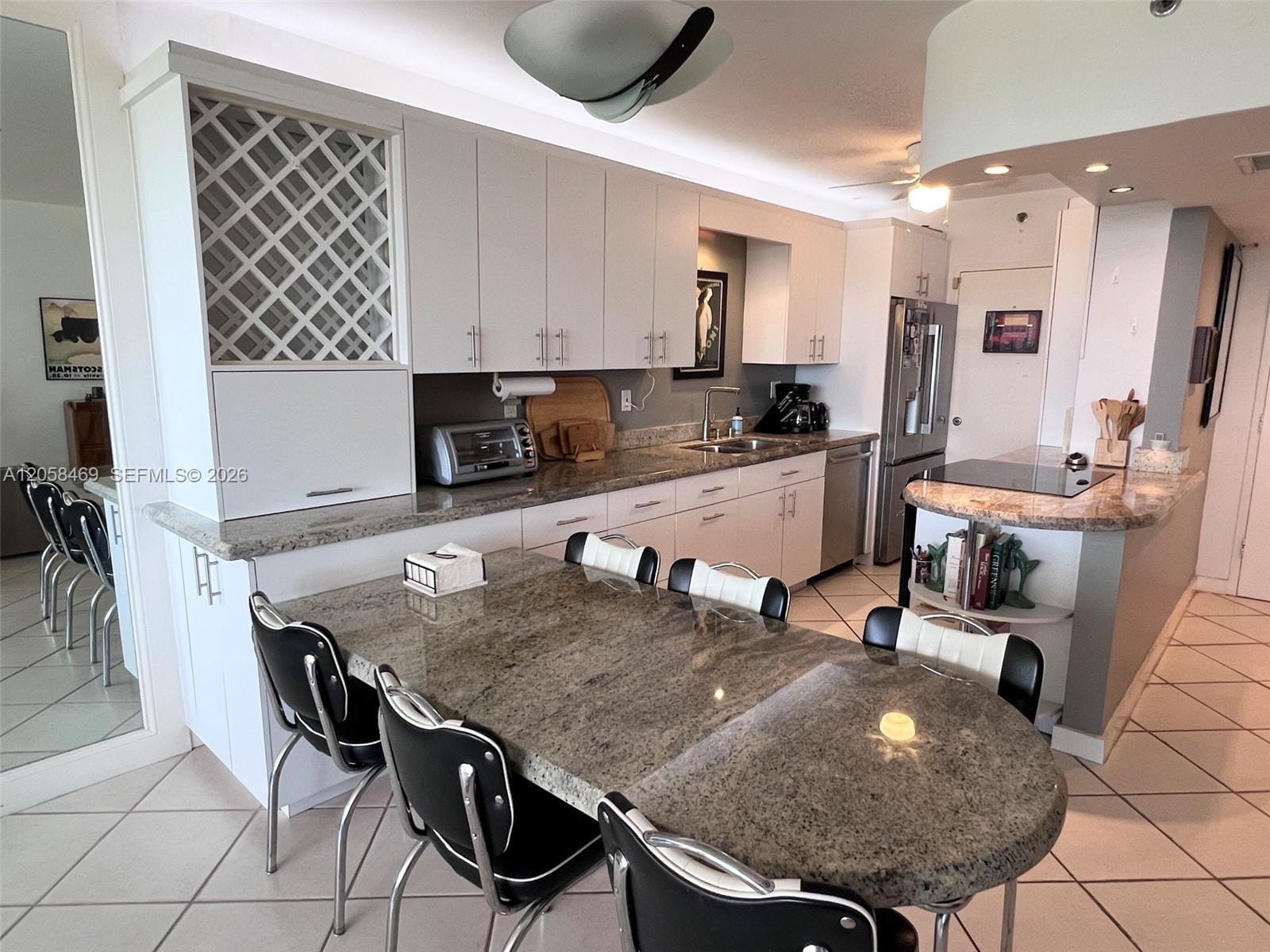 100 Lincoln Road 542, Miami Beach, FL 33139 photo 17