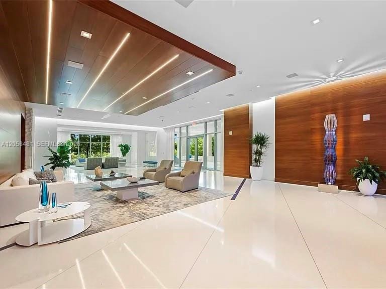 300 Sunny Isles Boulevard 4-802, Sunny Isles Beach, FL 33160 photo 4