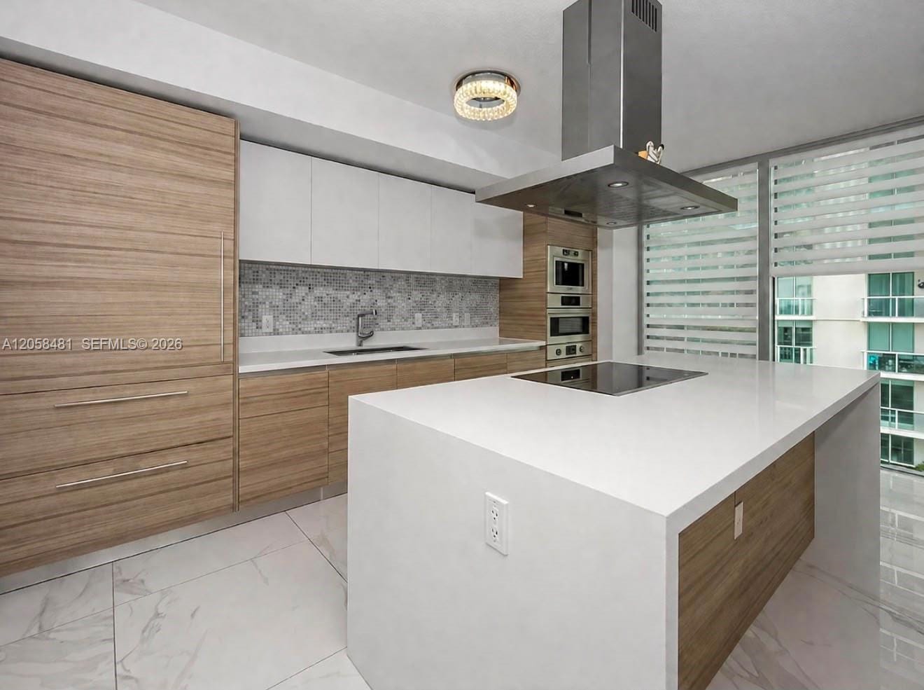 300 Sunny Isles Boulevard 4-802, Sunny Isles Beach, FL 33160 photo 9