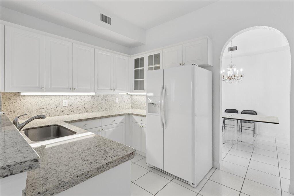 7937 EXETER Circle E 102 — photo 5