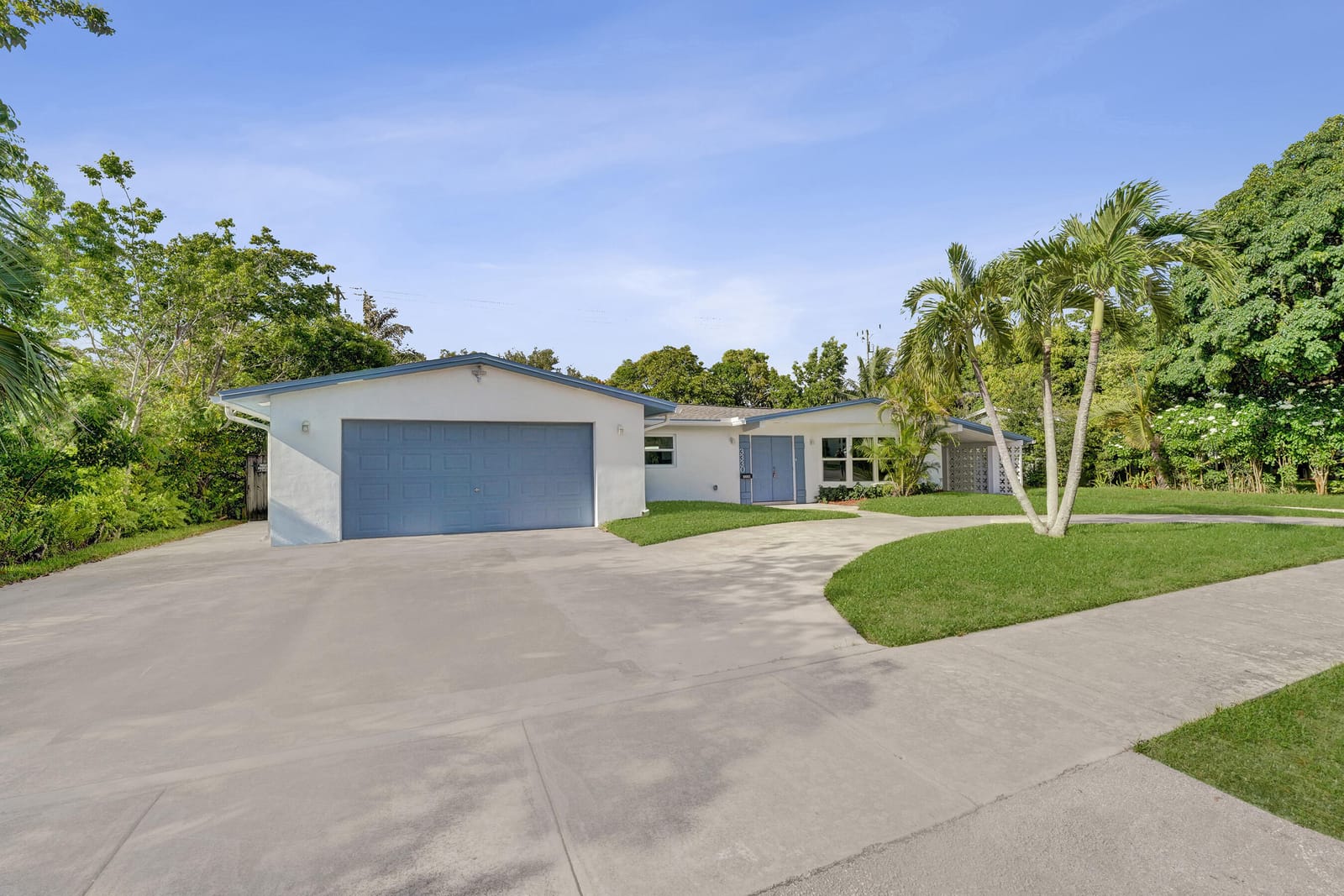3330 SW 18TH Street