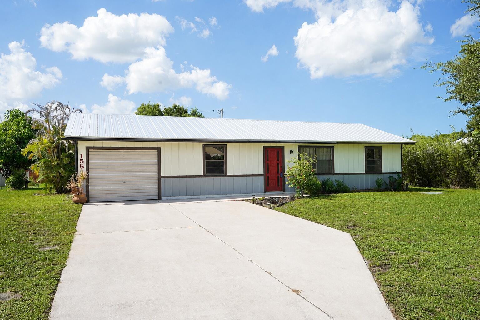 Pending home at 155 SW Klee Circle, Port St. Lucie, FL 34953
