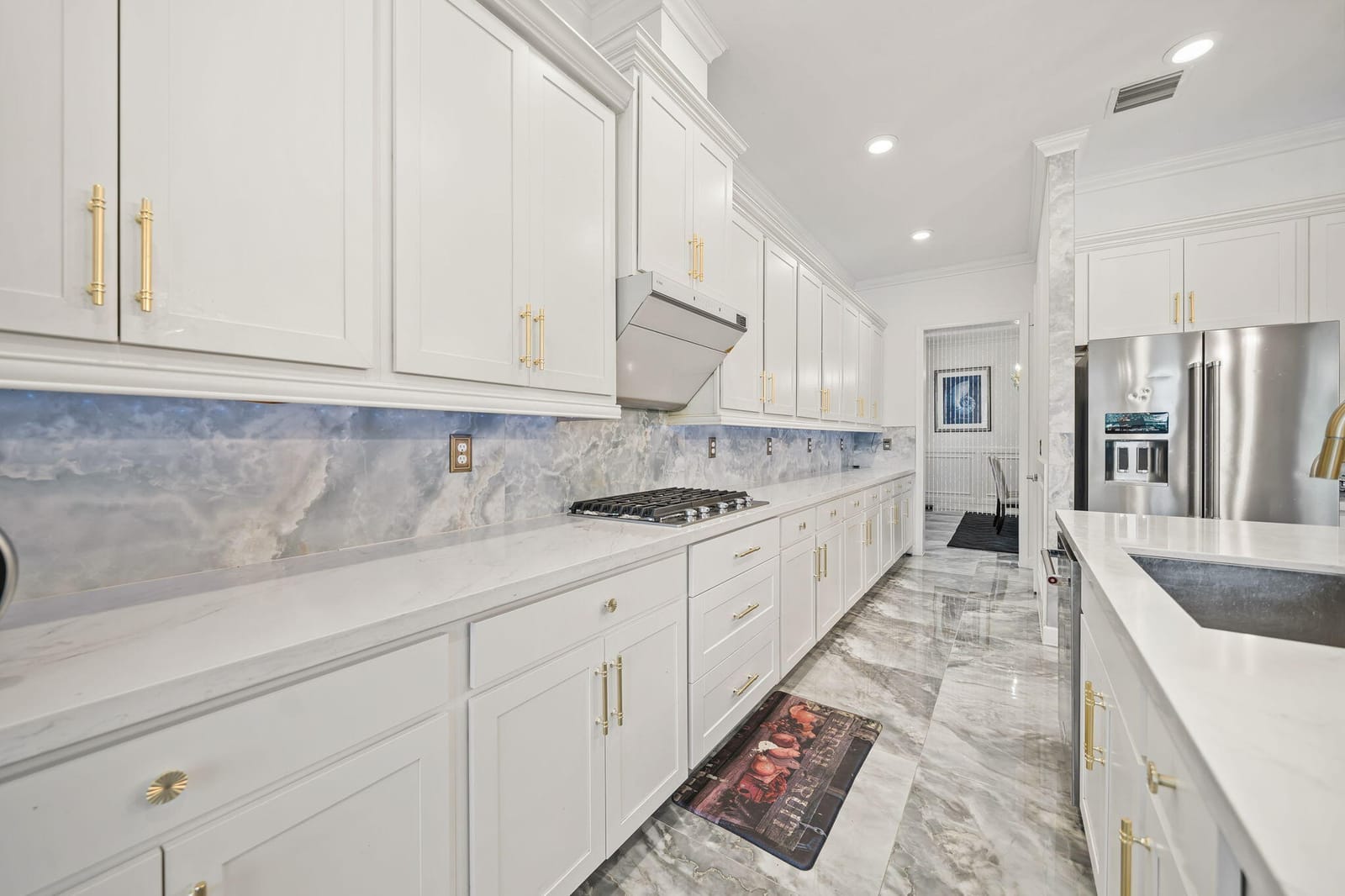 984 Sterling Pine Place — photo 7