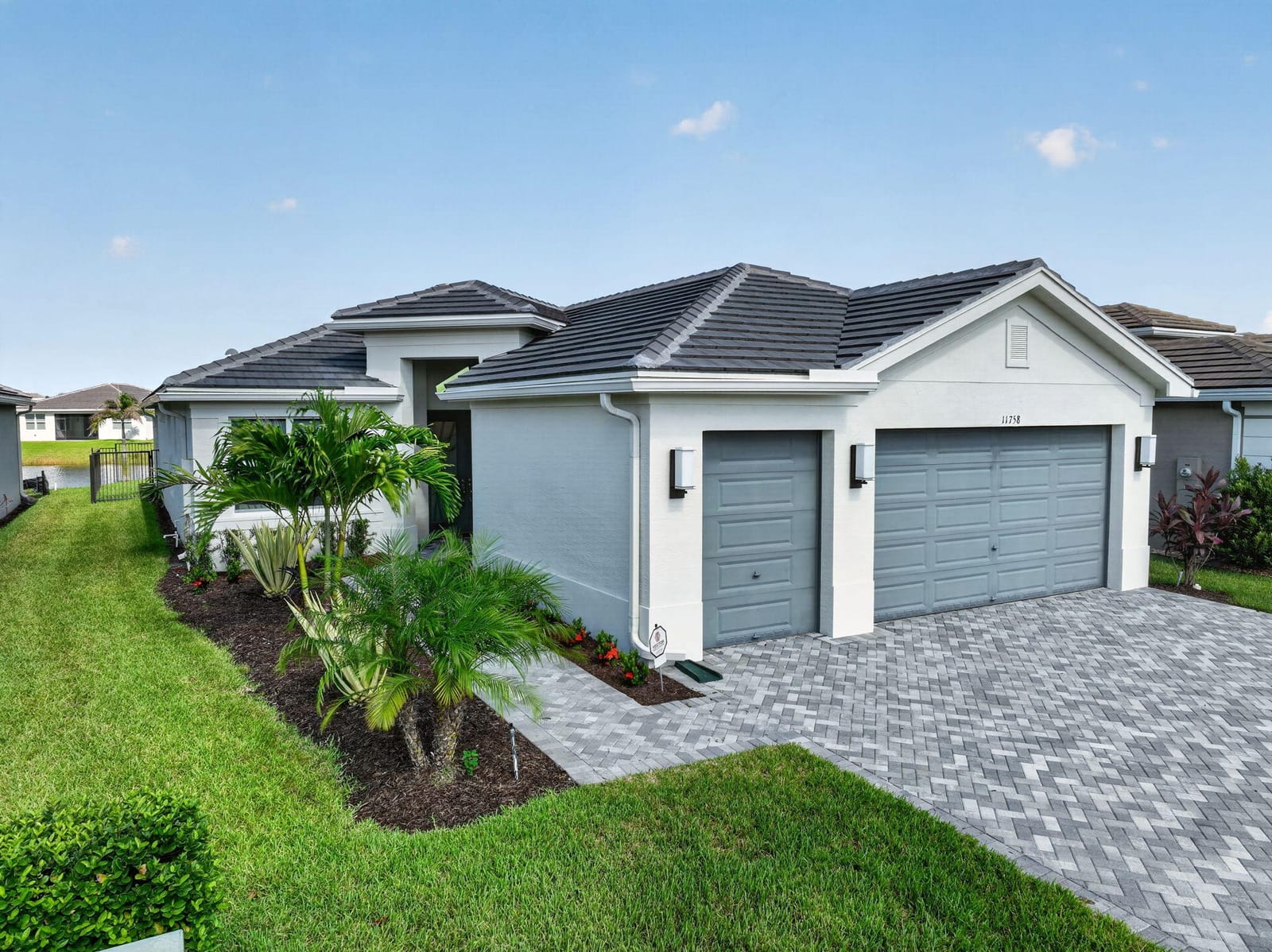 11758 SW Coral Cove Parkway — photo 3