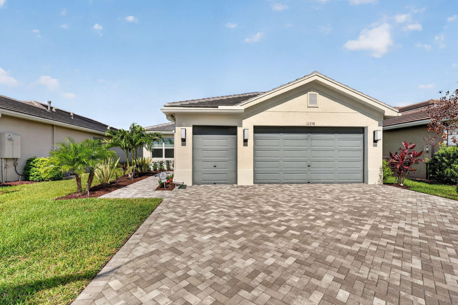11758 SW Coral Cove Parkway — photo 4